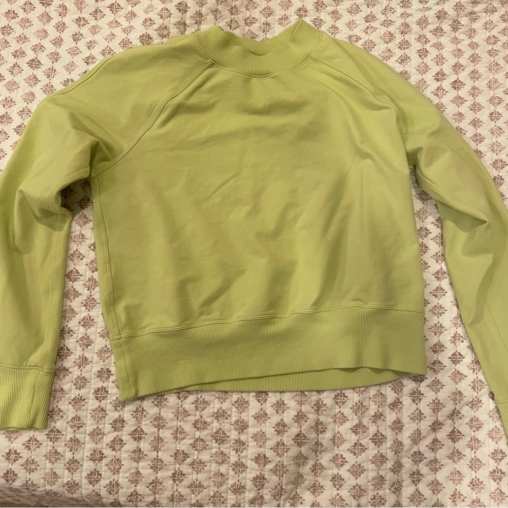 Lululemon Crewneck